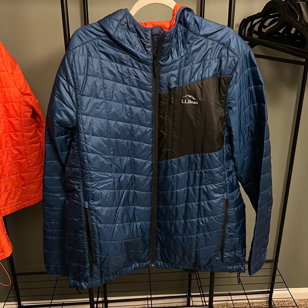 Men’s XXL L.L. Bean Jacket with hood